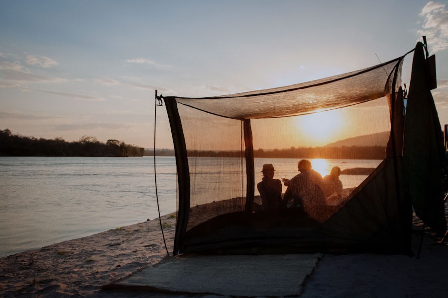 Tanzania selous flycamping nomad