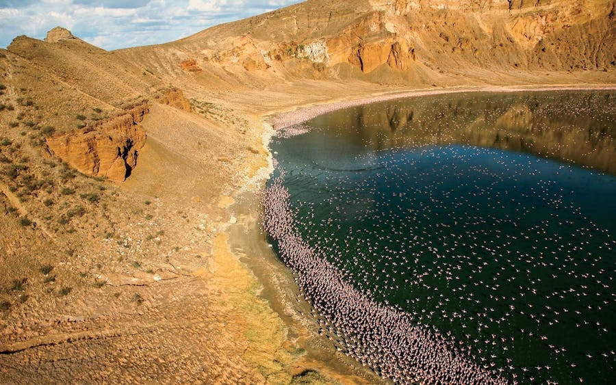 Unusual places - lake turkana