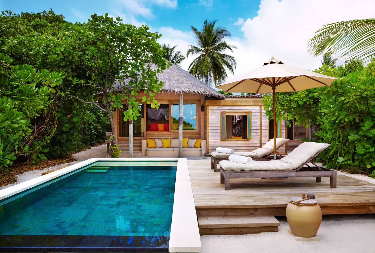 best hotels in the Maldives