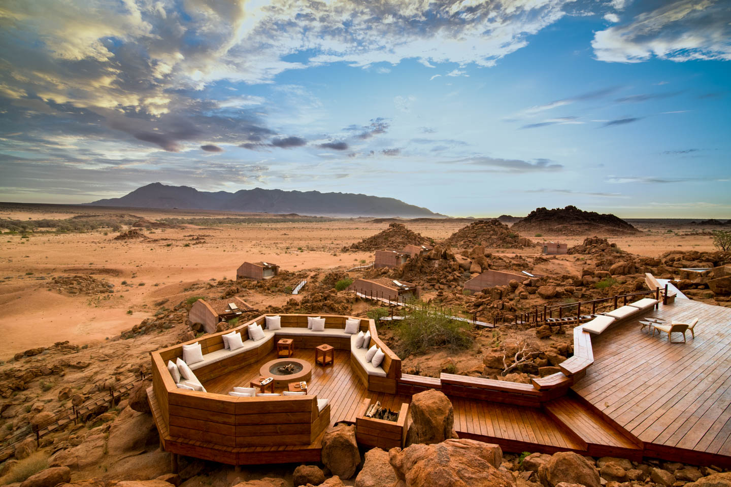 Sorris Sorris Lodge, Namibia | Timbuktu Travel - 1420 x 946 jpeg 227kB