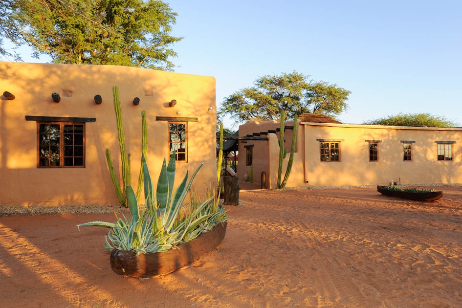 Eningu Clayhouse Lodge Namibia  Timbuktu Travel